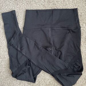 Medium Black Alphalete leggings